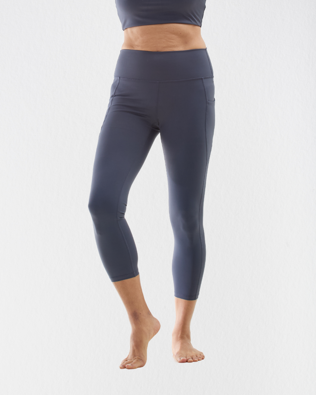Pocket Leggings 24" in Astral