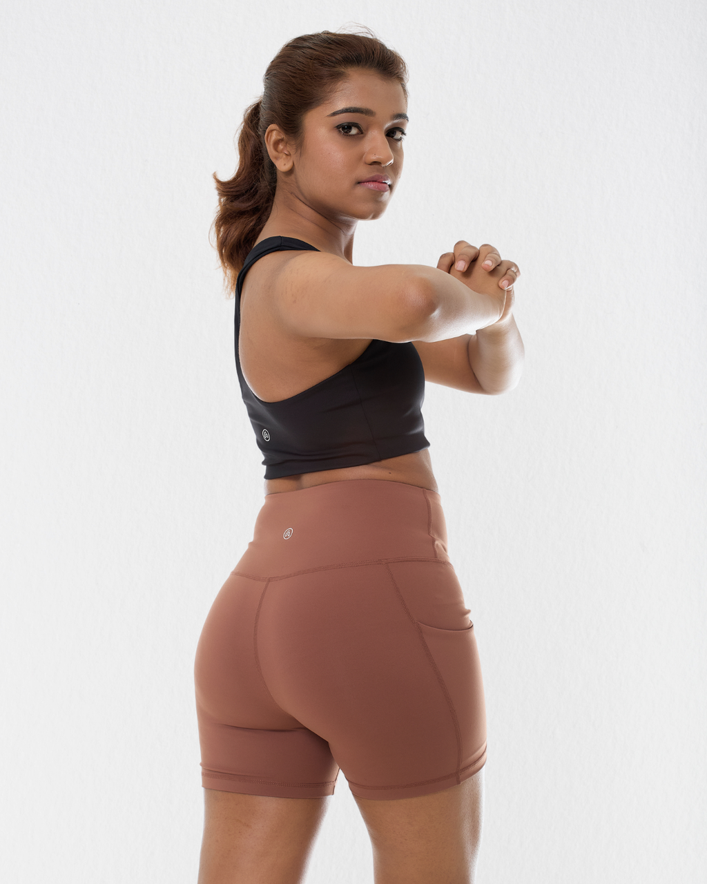 Pocket Shorts 4" in Dune